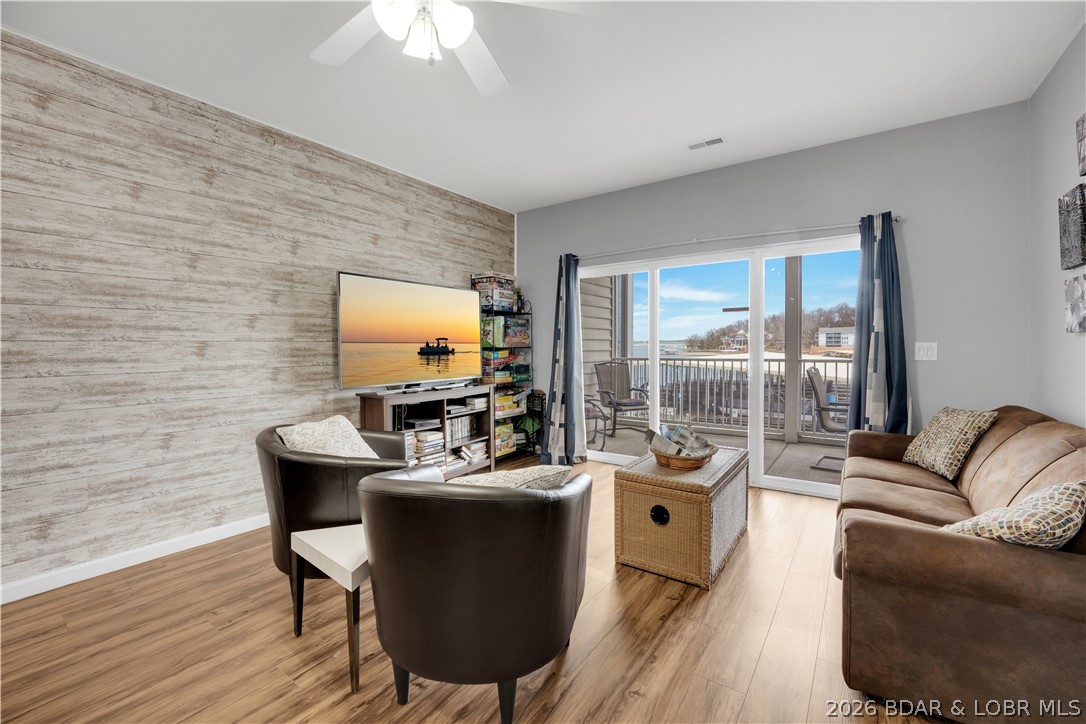 Robins at the Waters Edge Condominium - Residential