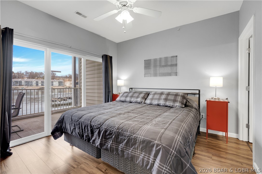 Robins at the Waters Edge Condominium - Residential