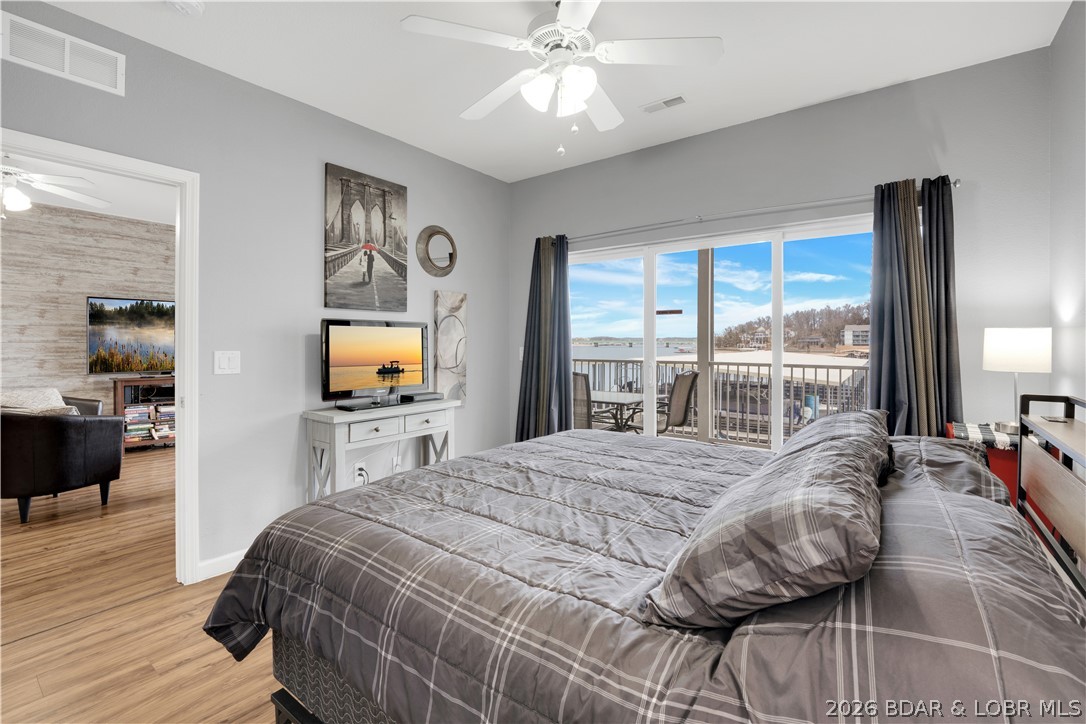 Robins at the Waters Edge Condominium - Residential