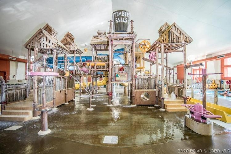 Tan-Tar-A Estates - Residential