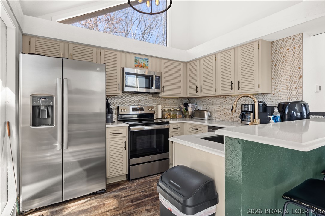 Tan-Tar-A Estates - Residential