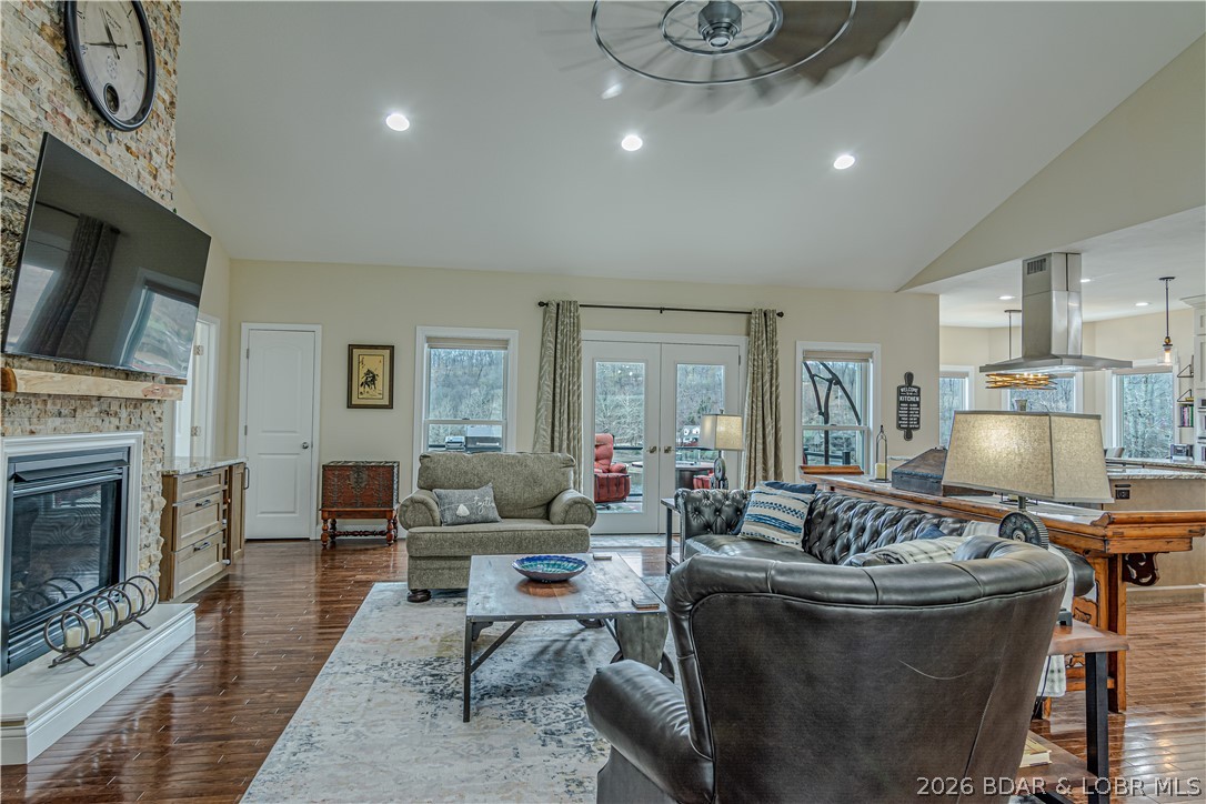 Cross Creek - Residential