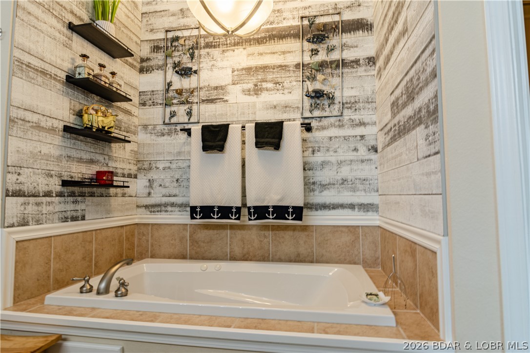 Cross Creek - Residential