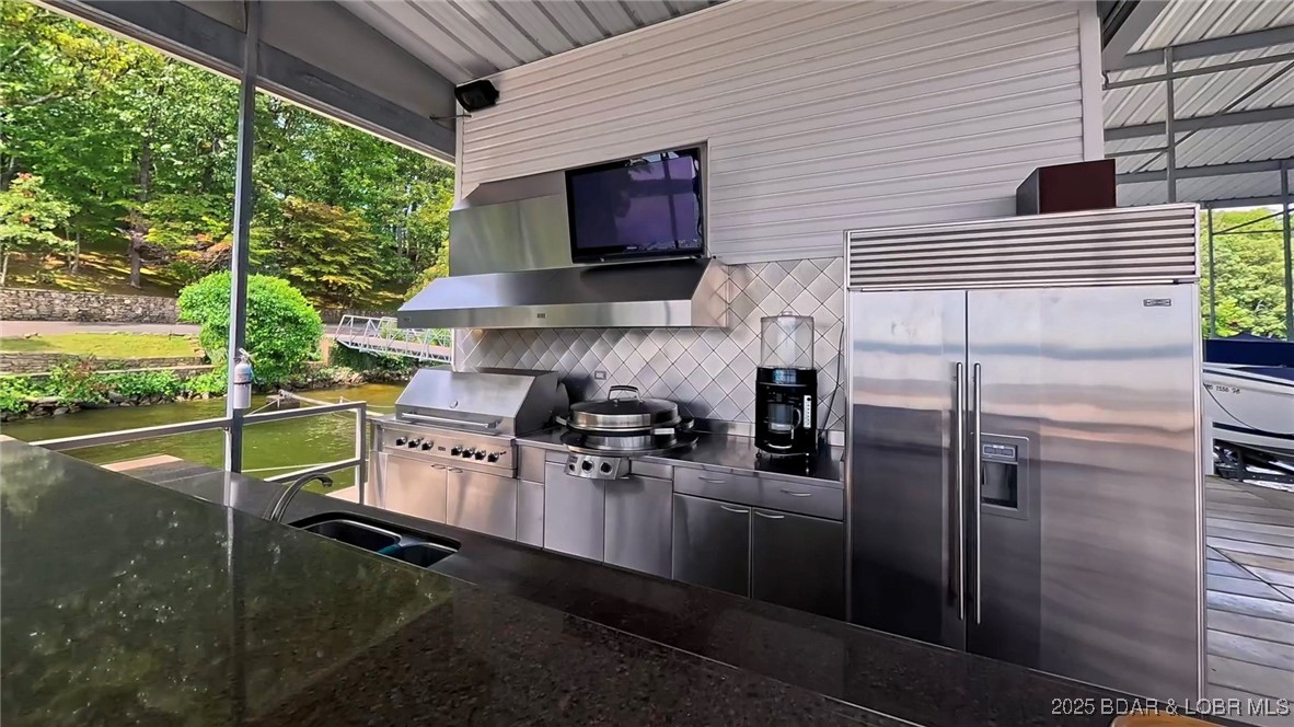 Eagles Cove - Residential