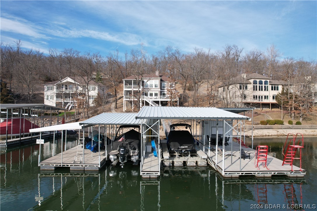 Porto Cima, Missouri 65079, United States, 5 Bedrooms Bedrooms, ,4 BathroomsBathrooms,Residential,Pending,63727