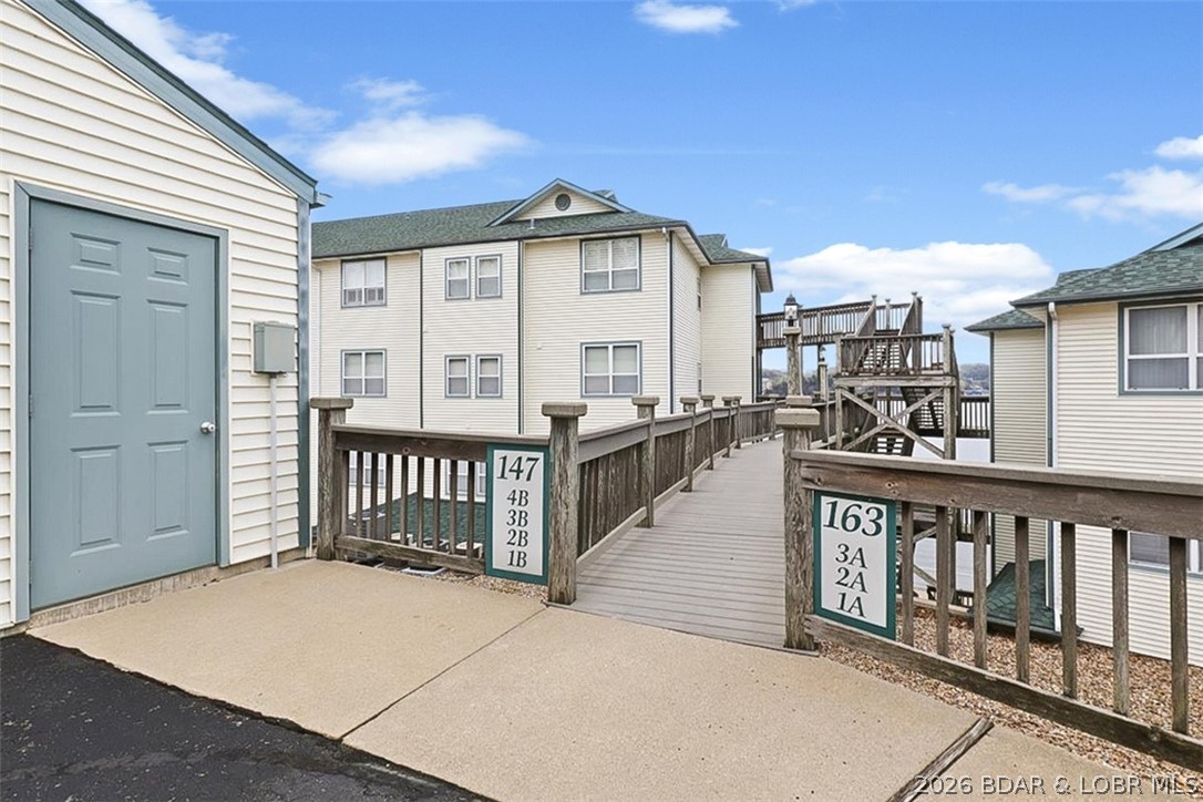 The Evergreens On The Lake - Residential