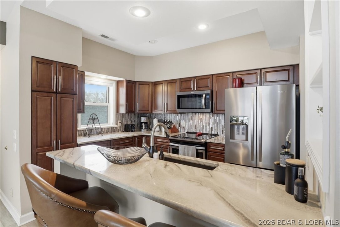 The Evergreens On The Lake - Residential