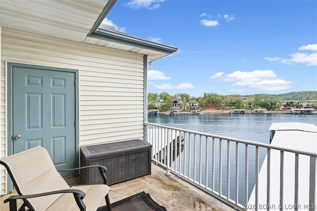 The Evergreens On The Lake - Residential