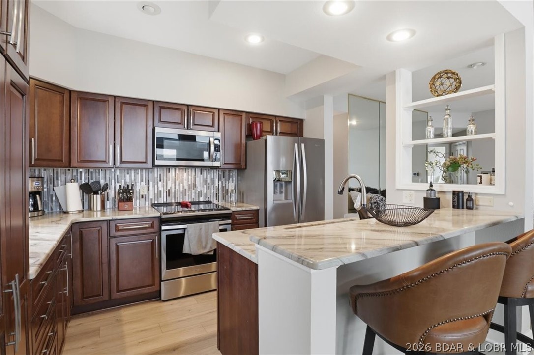 The Evergreens On The Lake - Residential