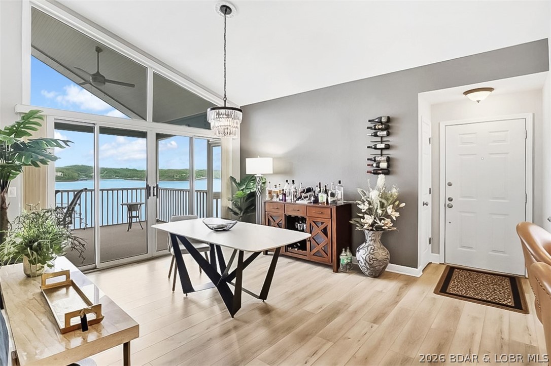 The Evergreens On The Lake - Residential