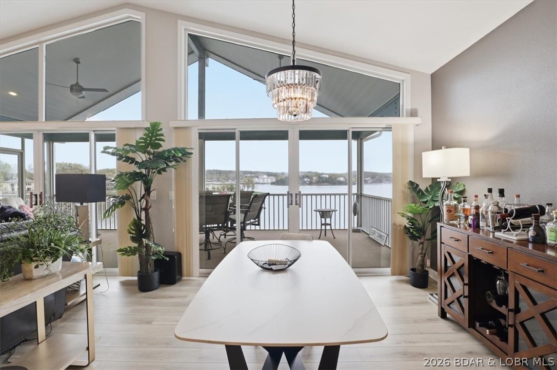 The Evergreens On The Lake - Residential