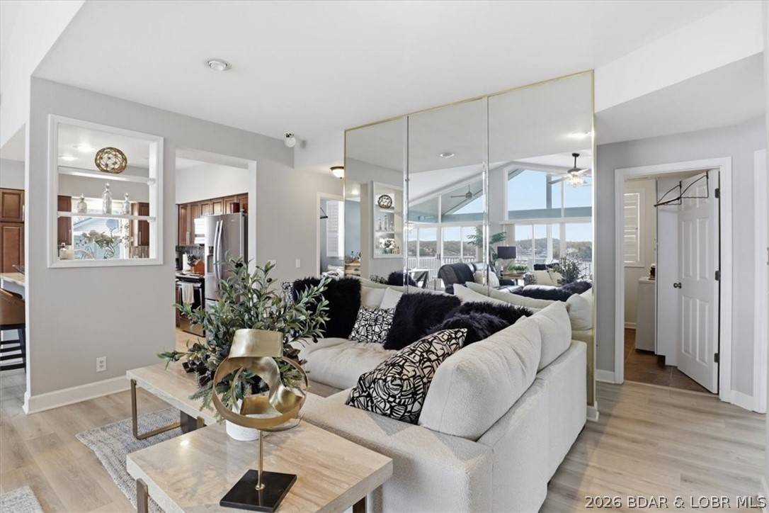 The Evergreens On The Lake - Residential