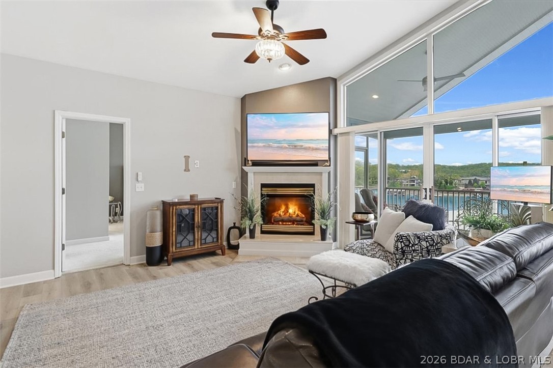 The Evergreens On The Lake - Residential