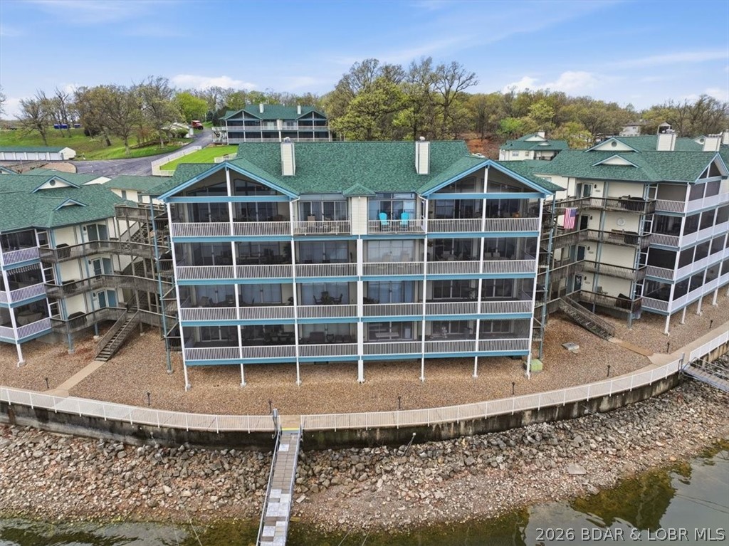 The Evergreens On The Lake - Residential