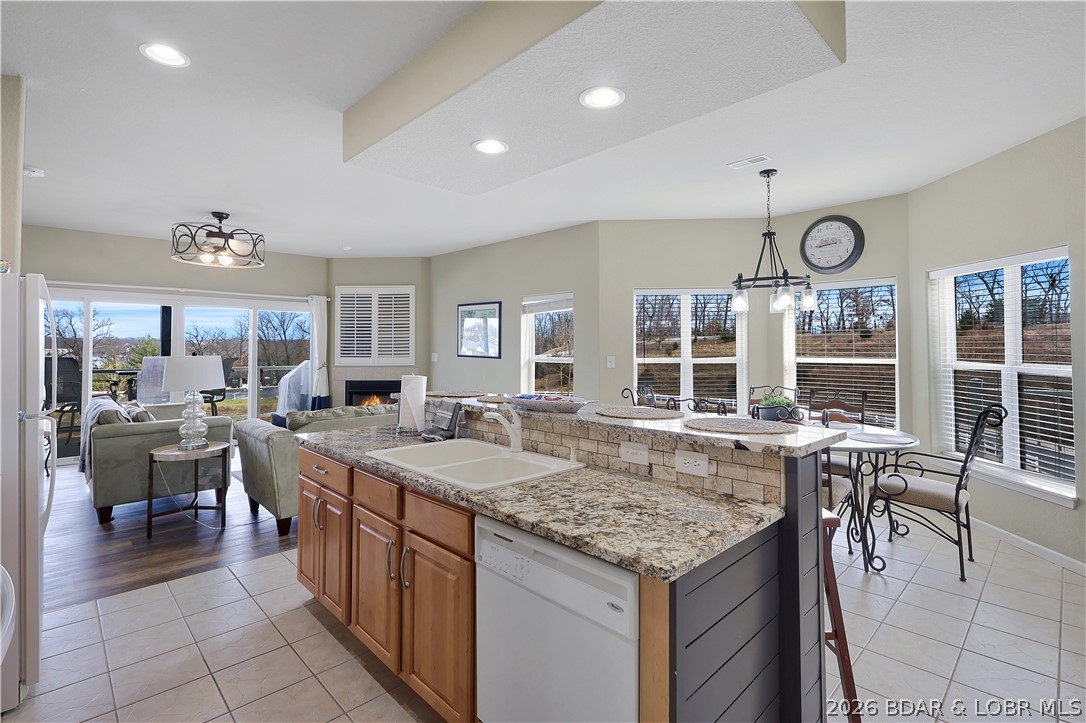 Monarch Cove Condominium - Residential