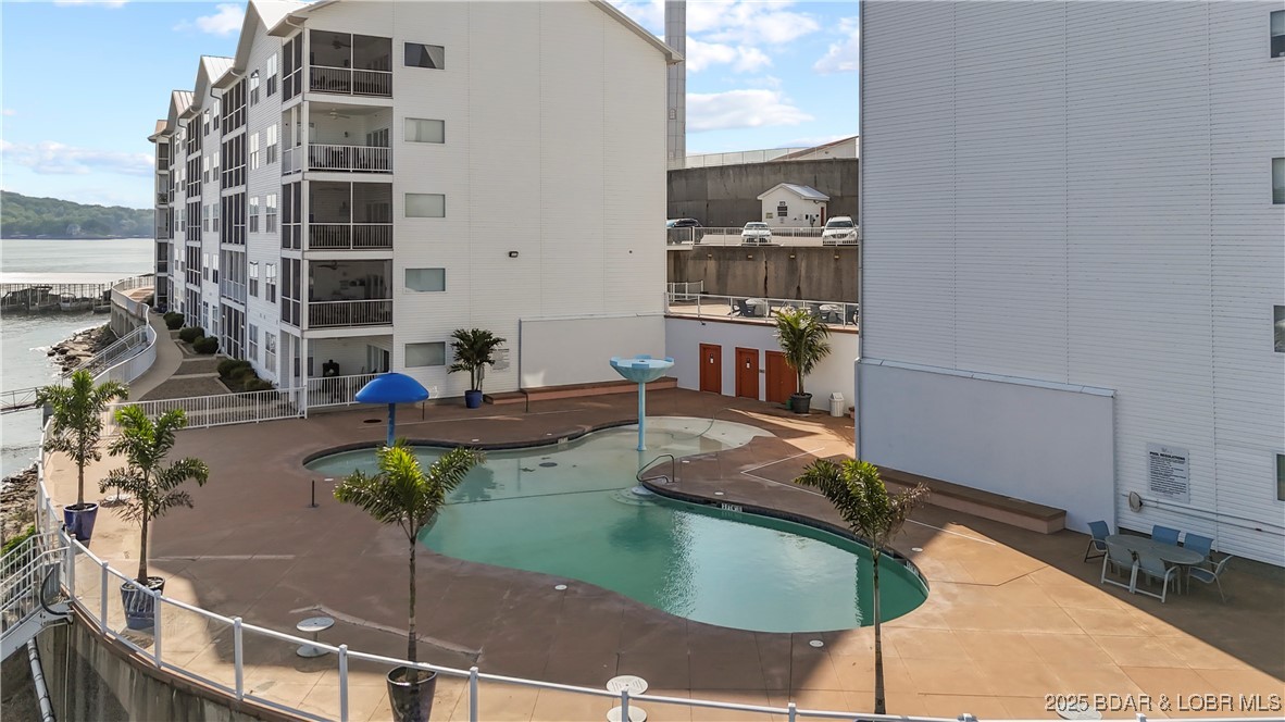 Isla Del Sol - Residential