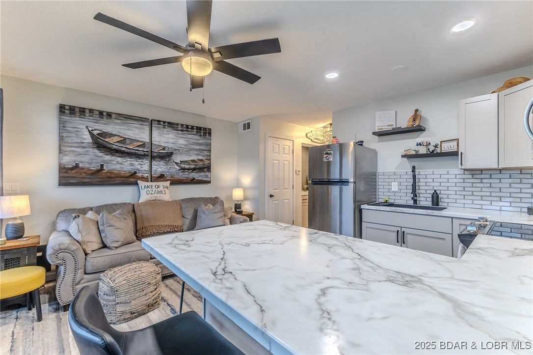 Heron Bay Condominium - Residential