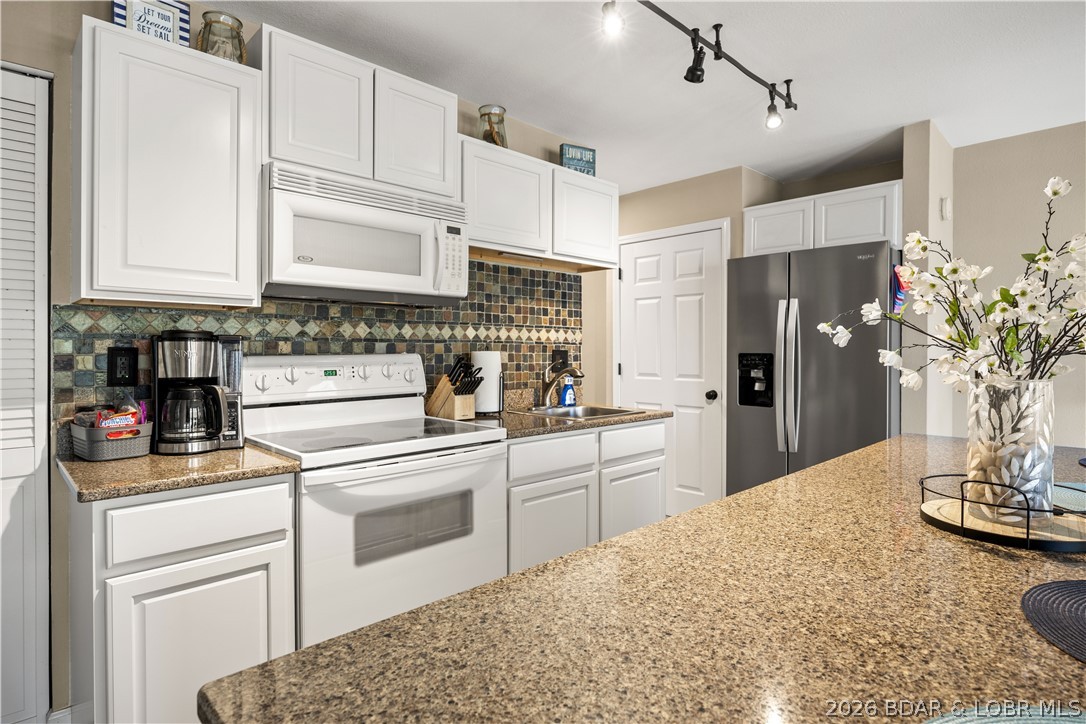 Southwood Shores Condominium - Residential