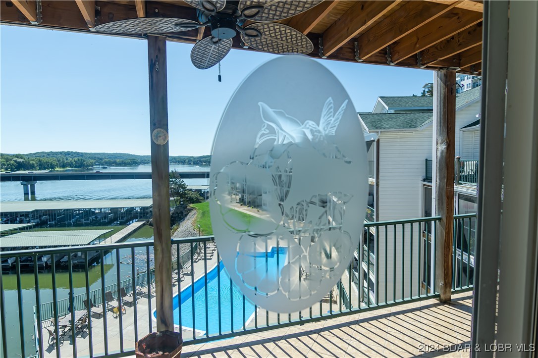 Camdenton, Missouri 65020, United States, 3 Bedrooms Bedrooms, ,2 BathroomsBathrooms,Residential,Contingent,44603