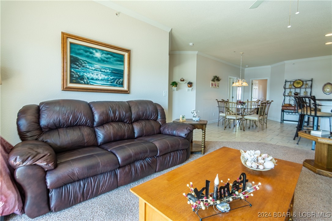 Camdenton, Missouri 65020, United States, 3 Bedrooms Bedrooms, ,2 BathroomsBathrooms,Residential,Contingent,44603