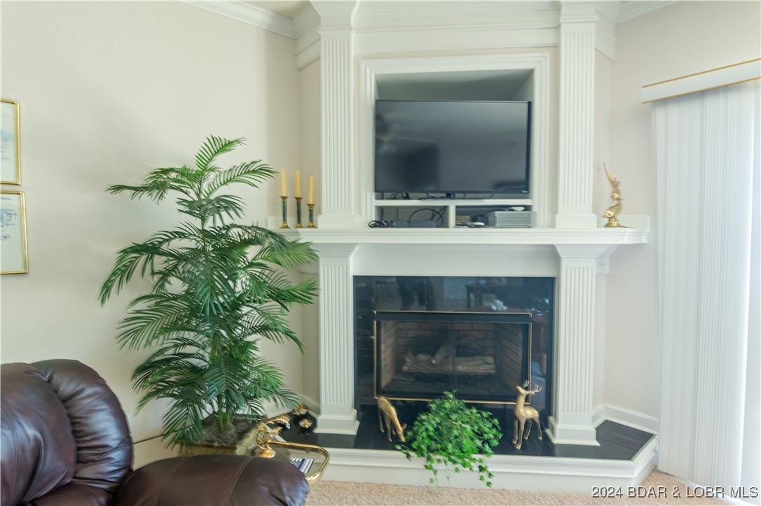 Camdenton, Missouri 65020, United States, 3 Bedrooms Bedrooms, ,2 BathroomsBathrooms,Residential,Contingent,44603