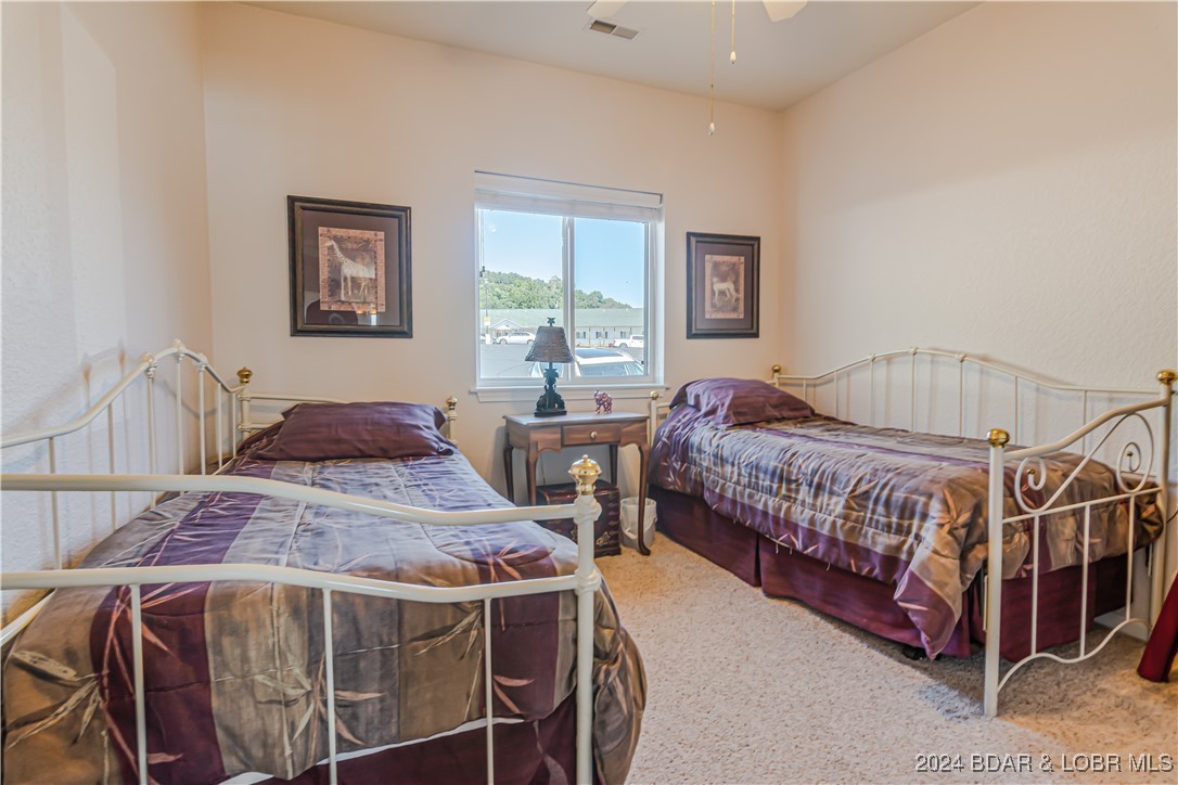 Camdenton, Missouri 65020, United States, 3 Bedrooms Bedrooms, ,2 BathroomsBathrooms,Residential,Contingent,44603