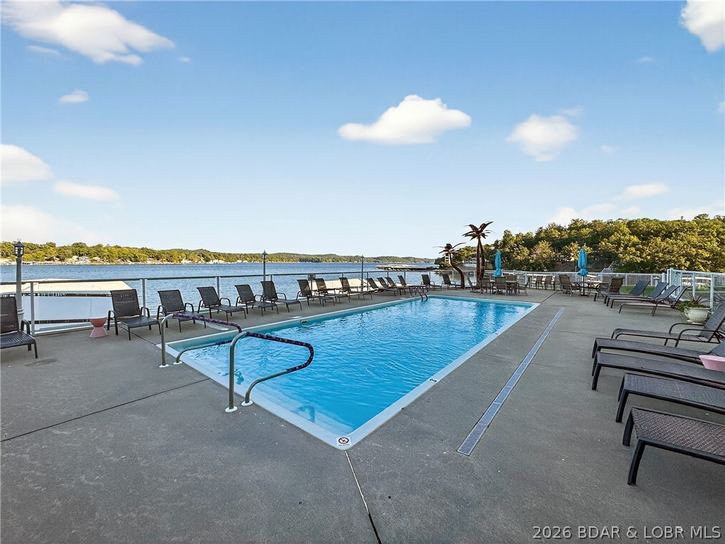 Sunset Palms Condominium - Residential