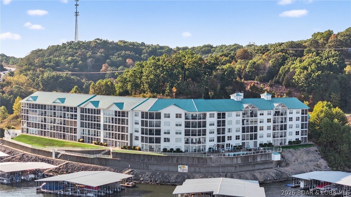 Sunset Palms Condominium - Residential