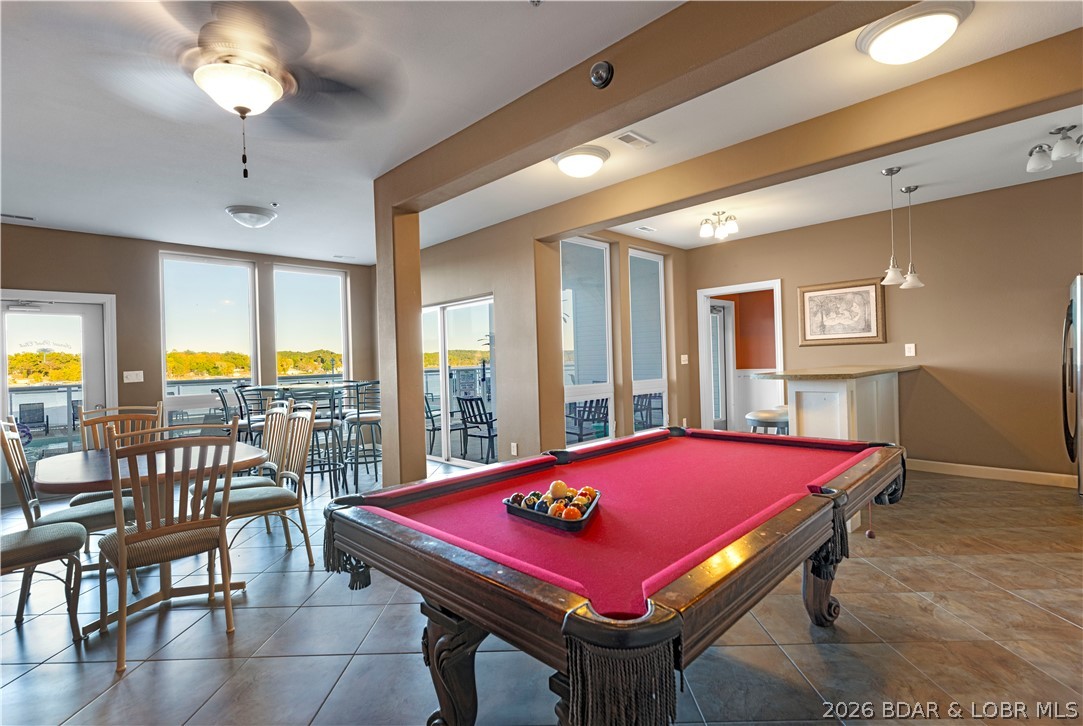 Sunset Palms Condominium - Residential