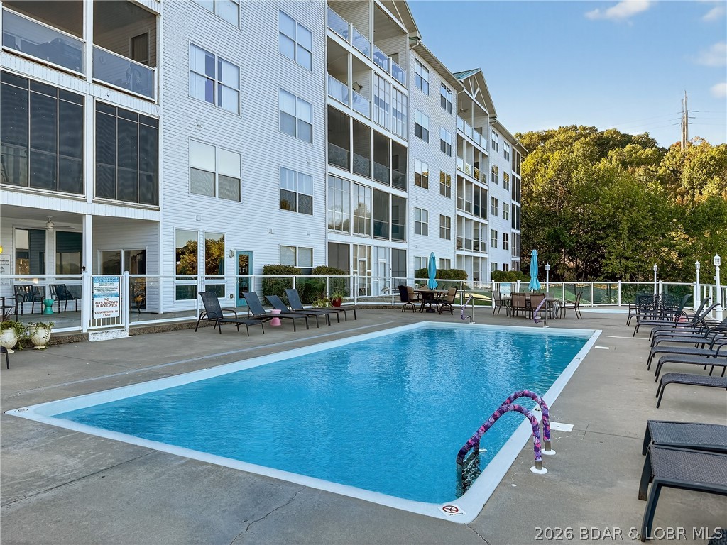 Sunset Palms Condominium - Residential