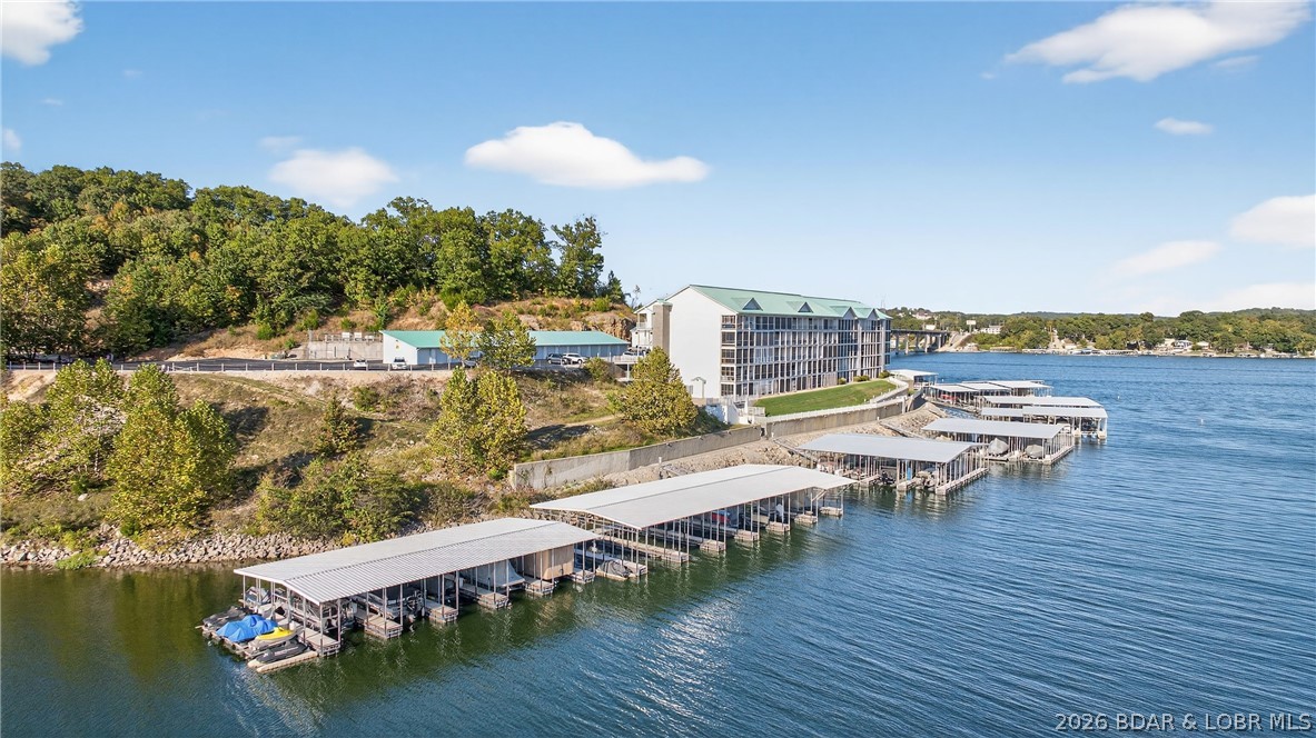 Sunset Palms Condominium - Residential