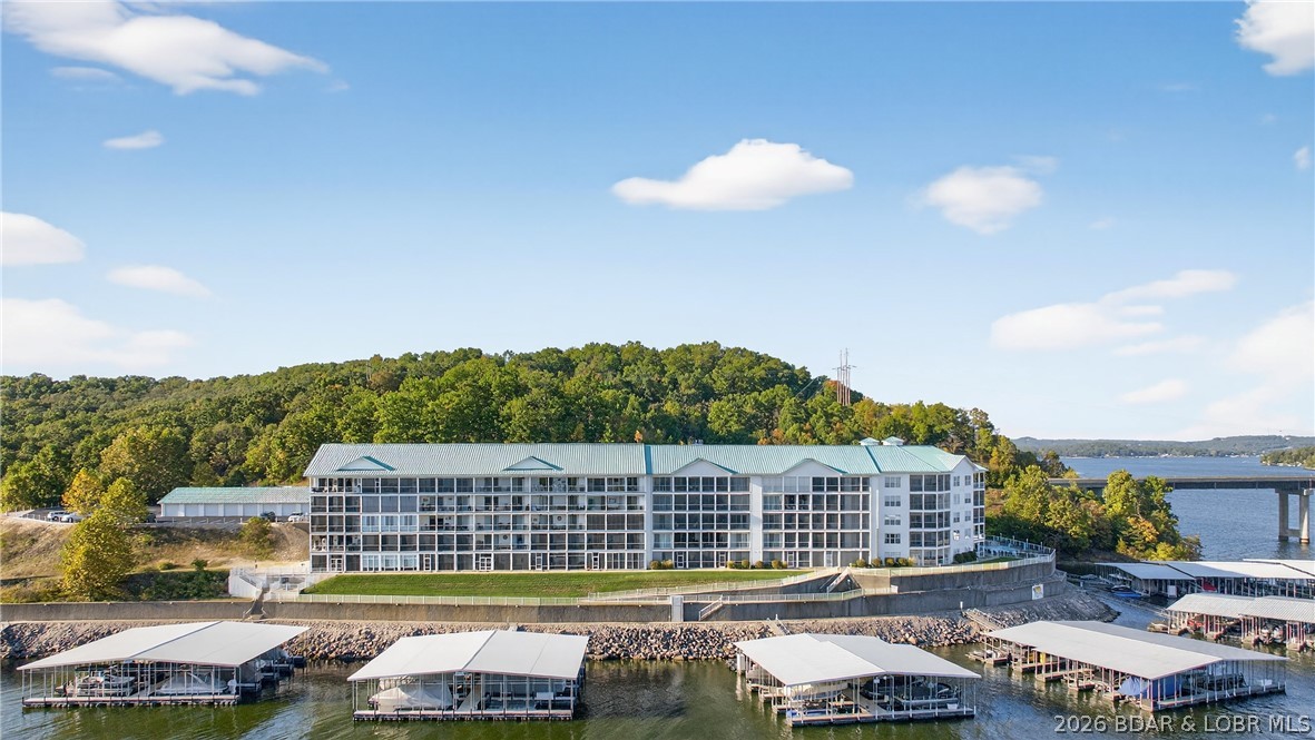 Sunset Palms Condominium - Residential