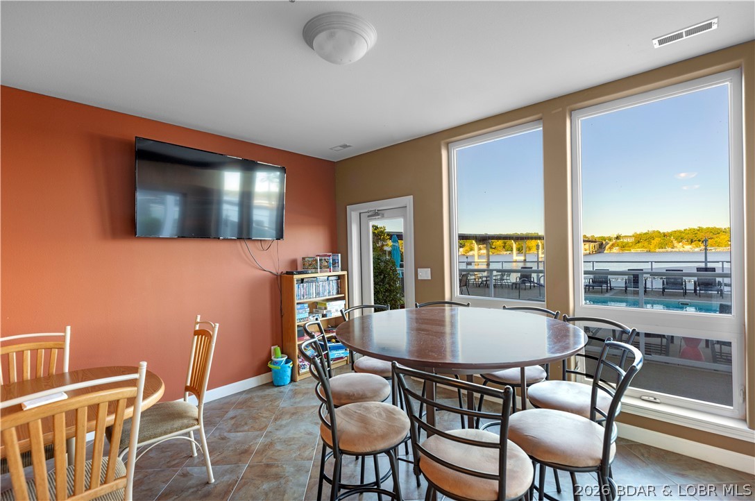 Sunset Palms Condominium - Residential