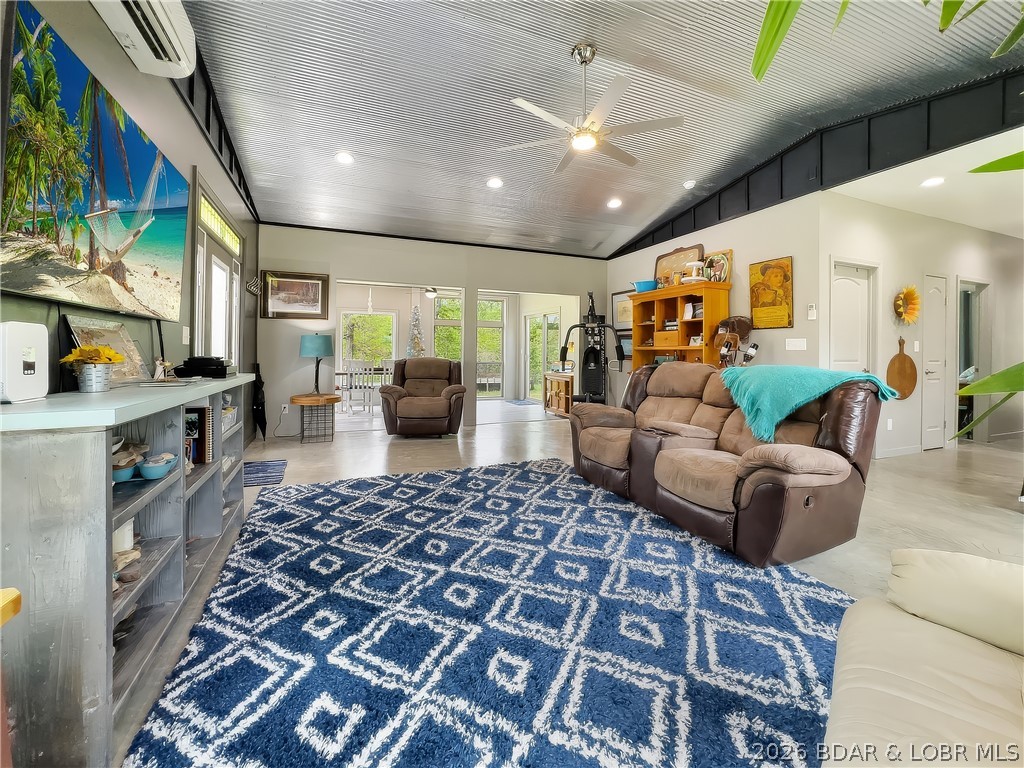 Lake of the Woods - Residential