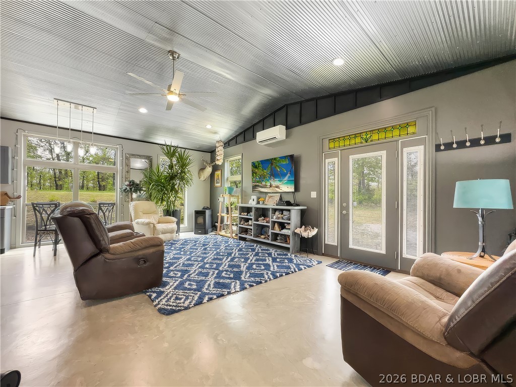 Lake of the Woods - Residential
