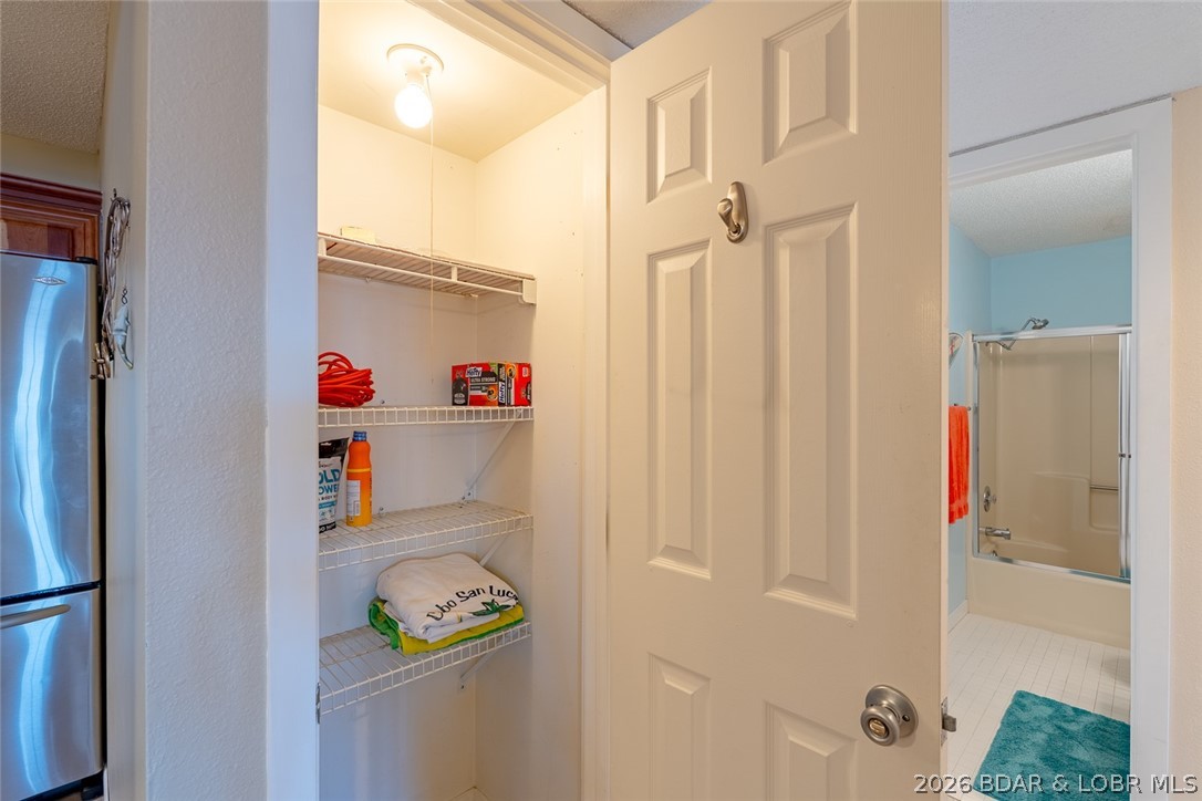 Breakwater Bay Club Condo - Residential