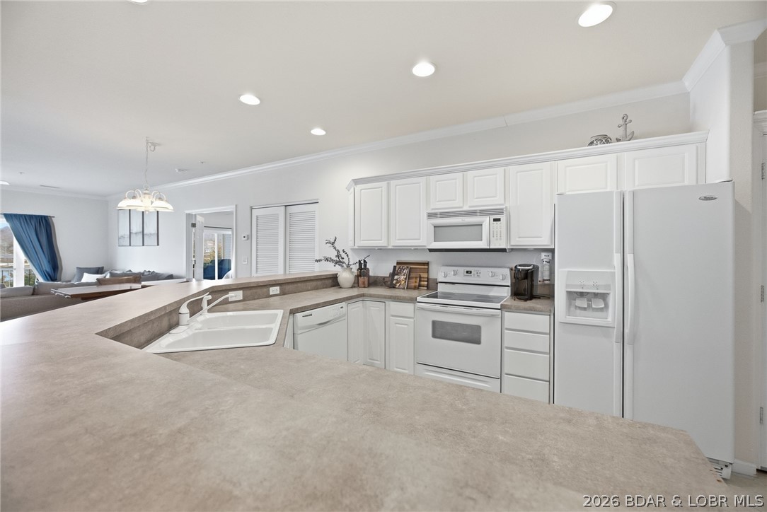 Cedar Heights Condominium - Residential