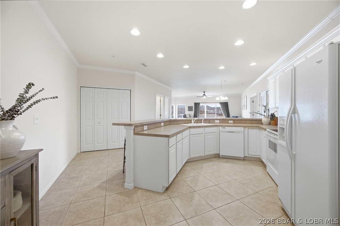 Cedar Heights Condominium - Residential