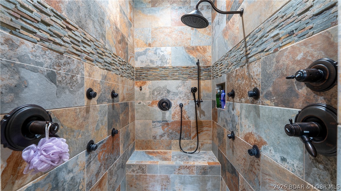 Eagle Bay - Residential