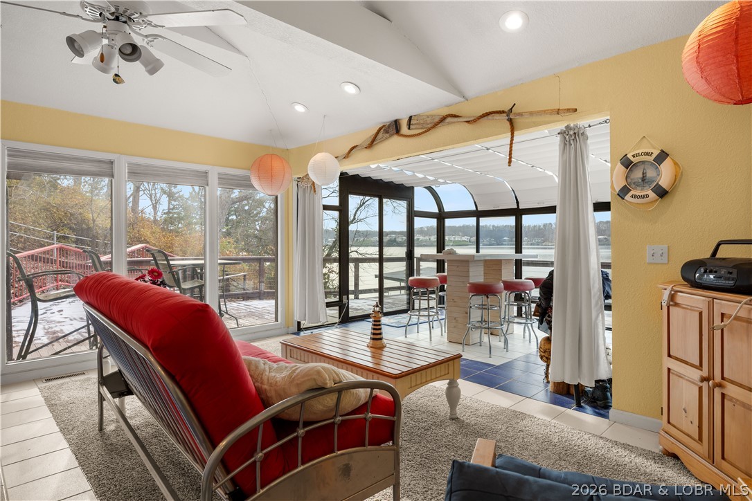 Arrowhead Beach Club - Residential