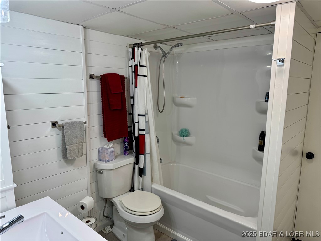 Tonys Point - Residential