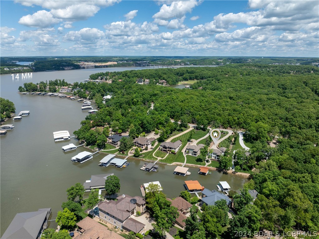 Porto Cima, Missouri 65049, United States, 4 Bedrooms Bedrooms, ,4 BathroomsBathrooms,Residential,Contingent,57952