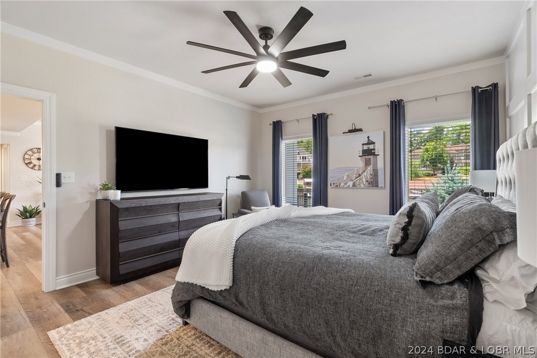 Porto Cima, Missouri 65049, United States, 4 Bedrooms Bedrooms, ,4 BathroomsBathrooms,Residential,Contingent,57952