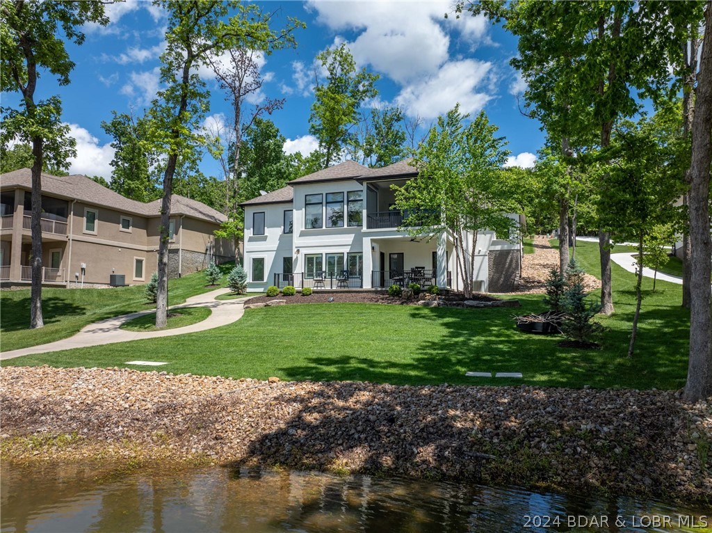 Porto Cima, Missouri 65049, United States, 4 Bedrooms Bedrooms, ,4 BathroomsBathrooms,Residential,Contingent,57952