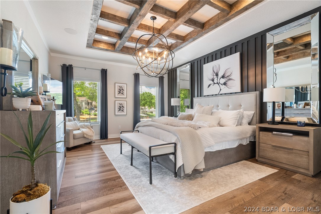 Porto Cima, Missouri 65049, United States, 4 Bedrooms Bedrooms, ,4 BathroomsBathrooms,Residential,Contingent,57952