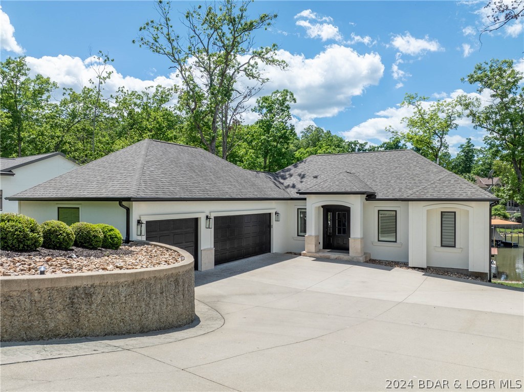 Porto Cima, Missouri 65049, United States, 4 Bedrooms Bedrooms, ,4 BathroomsBathrooms,Residential,Contingent,57952