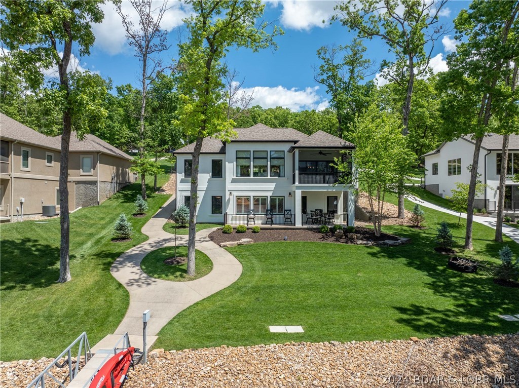 Porto Cima, Missouri 65049, United States, 4 Bedrooms Bedrooms, ,4 BathroomsBathrooms,Residential,Contingent,57952