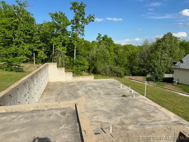 Oak Hill Forest - Land