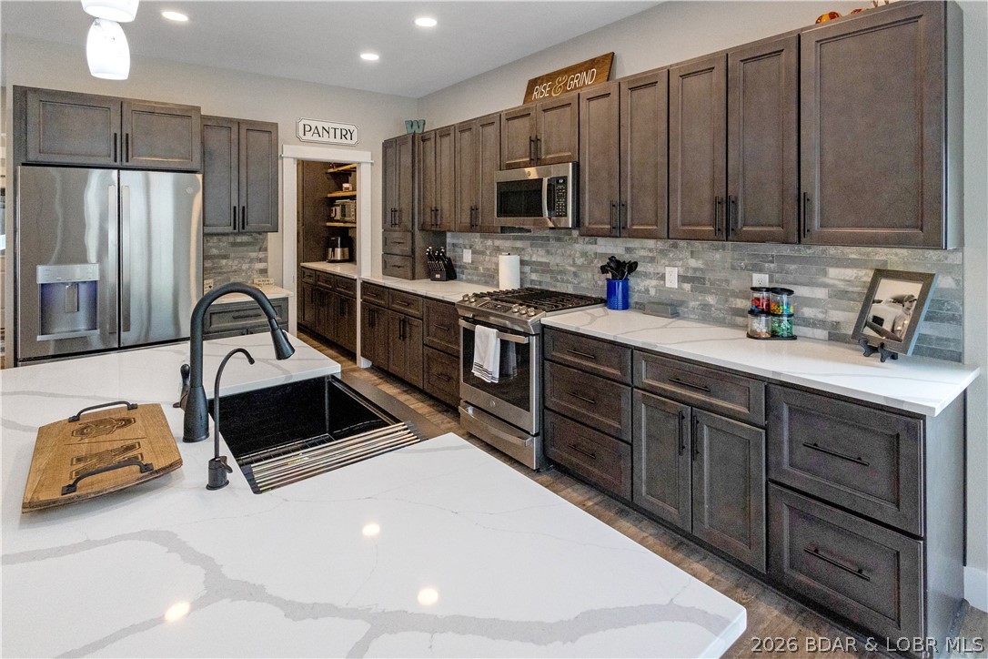 Waterside Estates - Residential