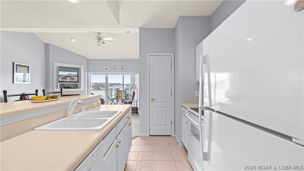 Monarch Cove Condominium - Residential